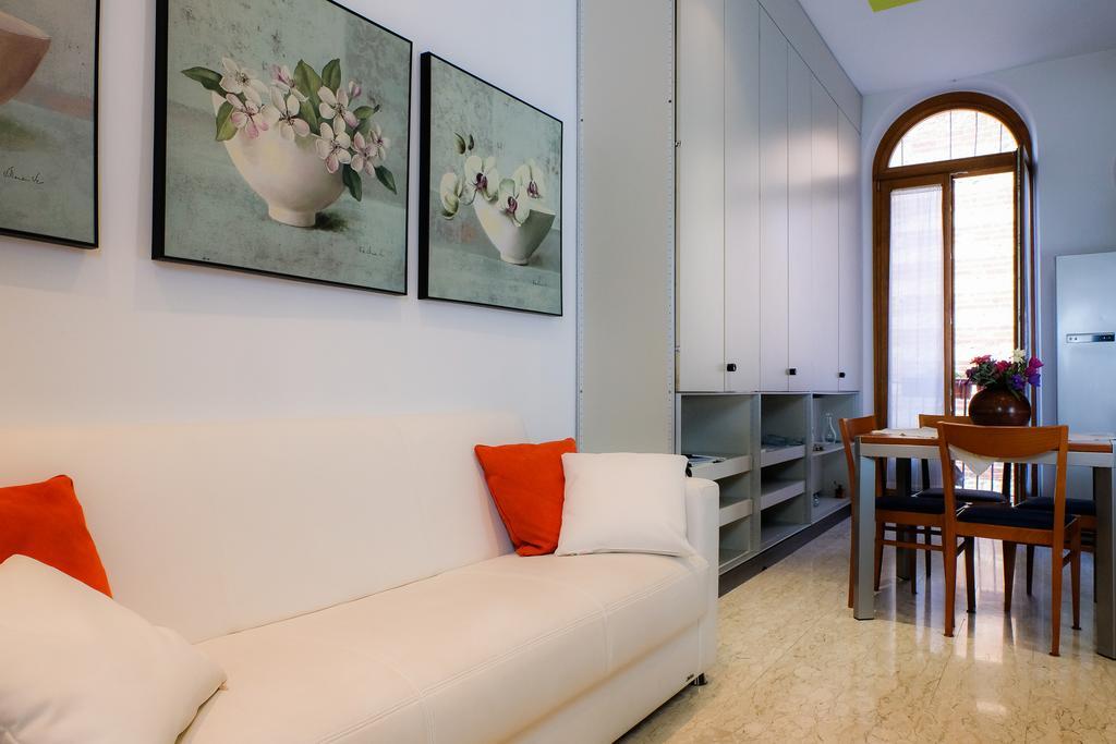 Apartament Deluxe Quattro Spade Verona Exterior photo